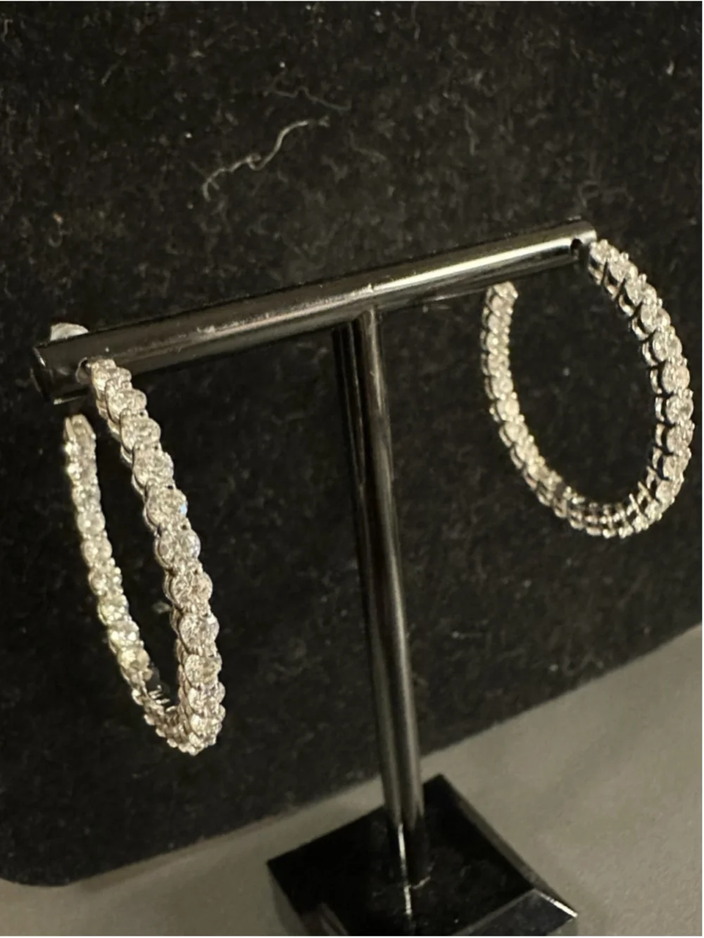 KJL Kenneth Jay Lane 1.5” InsideOut Hoop Earrings 52 Lg Stone Rhodium  Orig$200 - Picture 11 of 14